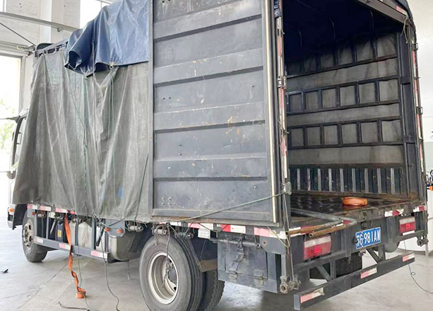 浙江寧波專(zhuān)車(chē)發(fā)貨物化全程水處理器2套，定壓補(bǔ)水機(jī)組1套